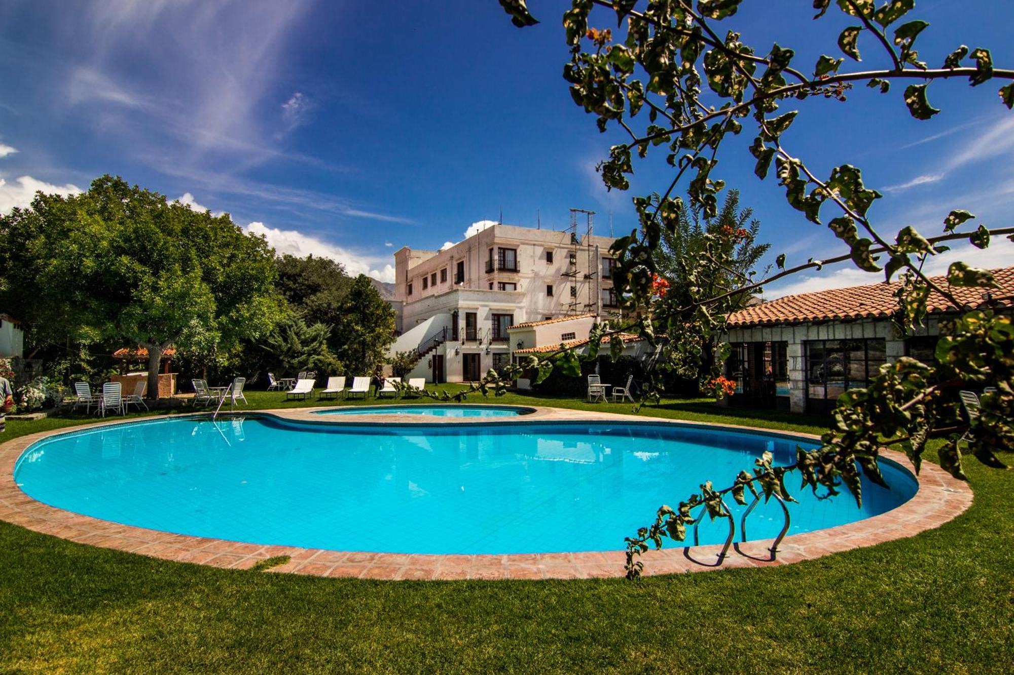 Hotel Asturias Cafayate Esterno foto